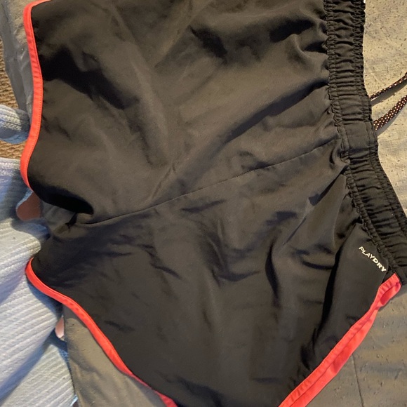 Black shorts - Picture 2 of 2